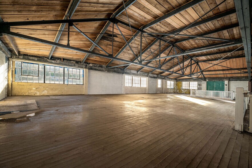 More Photos Of 210 Broad St, Nevada City Freestanding For Sale