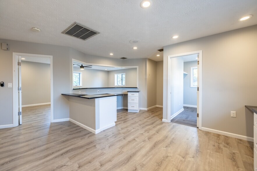 More Photos Of 888 Long Pond Rd, Greece Medical For Lease