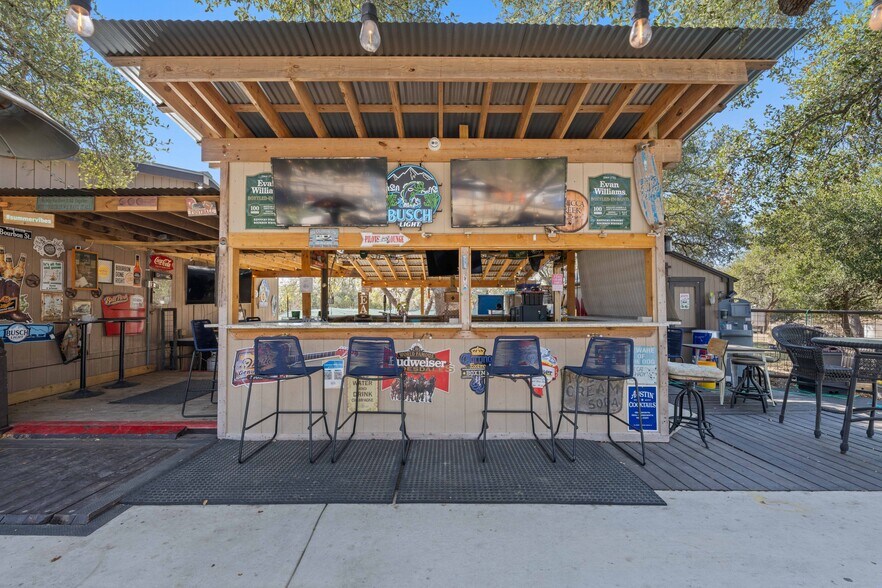 More Photos Of 33855 Blanco Rd, Bulverde Bar For Sale