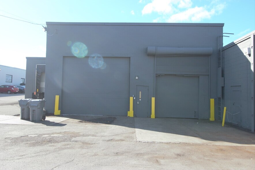 More Photos Of 1390 Mt Read Blvd, Rochester Manufacturing For Lease