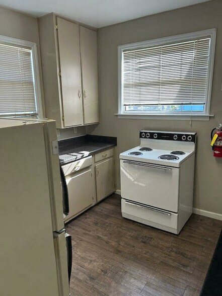 More Photos Of 334 S Collier St, Bainbridge Office Residential For Sale