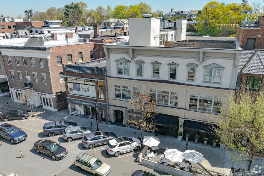More Photos Of 407-409 Greenwich Ave, Greenwich Office For Lease