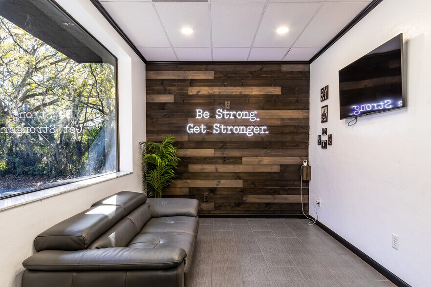 More Photos Of 1724 NE 2nd St, Gainesville Light Manufacturing For Sale