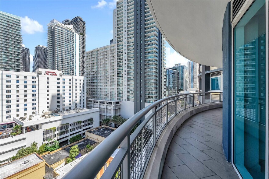 More Photos Of 40 SW 13th St, Miami Office Residential For Sale