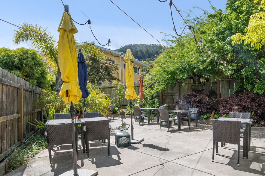More Photos Of 2009 Bridgeway, Sausalito Restaurant For Lease