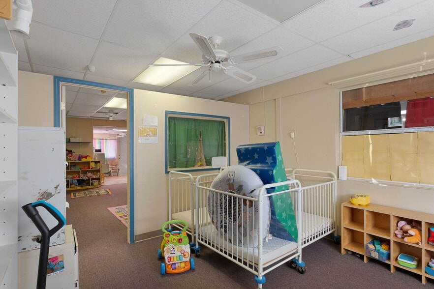 More Photos Of 639 NE 1st St, Crystal River Daycare Center For Sale