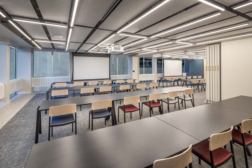 More Photos Of 1700 Broadway, Denver Office For Sale