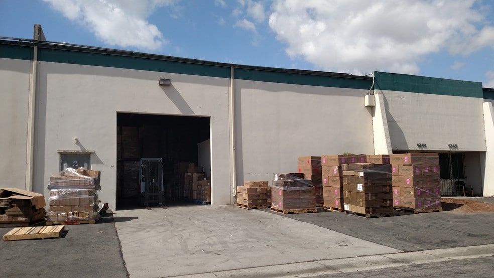 More Photos Of 1533-1543 E Del Amo Blvd, Carson Warehouse For Lease