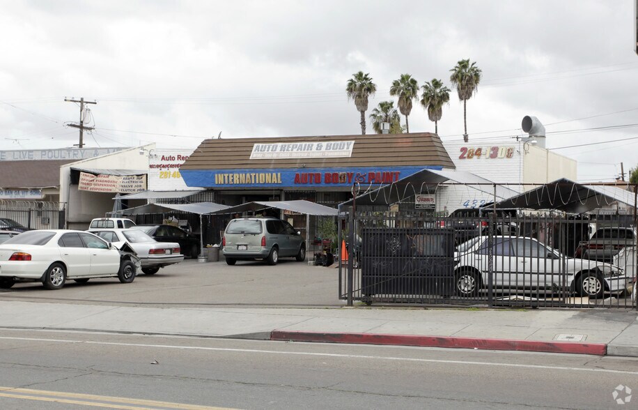 More Photos Of 4326 Euclid Ave, San Diego Auto Repair For Lease