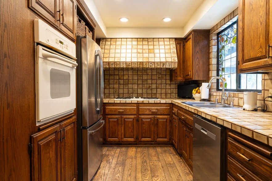 More Photos Of 6320 Honolulu Ave, La Crescenta Land For Sale