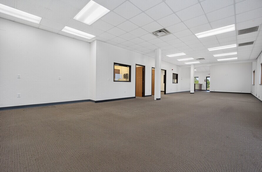 More Photos Of 1940 Harper St, Choctaw Medical For Lease