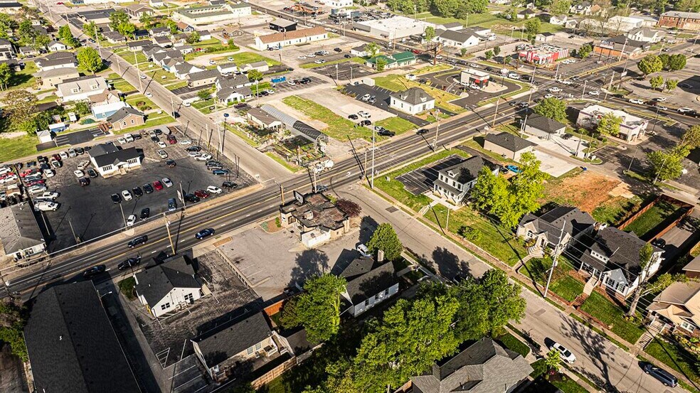 More Photos Of 1128 Magnolia St, Bowling Green Office Residential For Sale