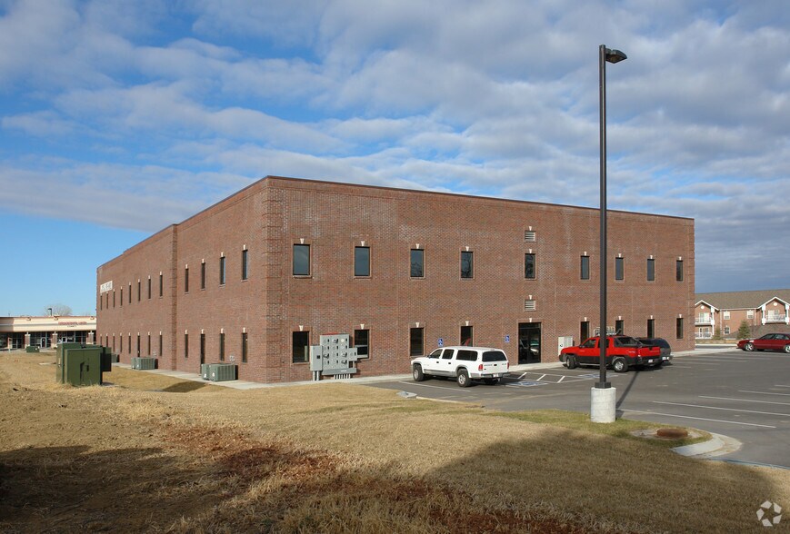 More Photos Of 5005 S 153rd St, Omaha Office For Sale