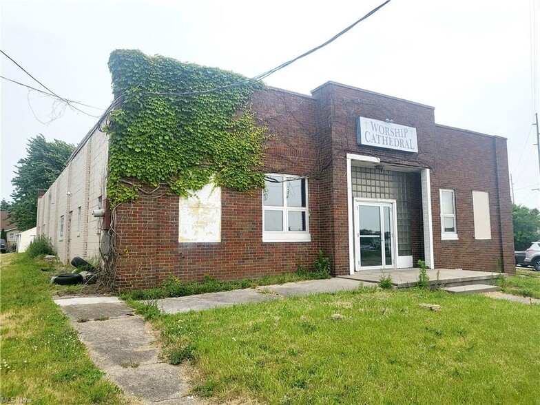 Primary Photo Of 321 Colorado Ave, Lorain Office For Sale