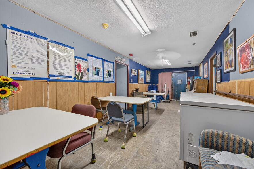 More Photos Of 1208 Kennedy Rd, Daytona Beach Assisted Living For Sale