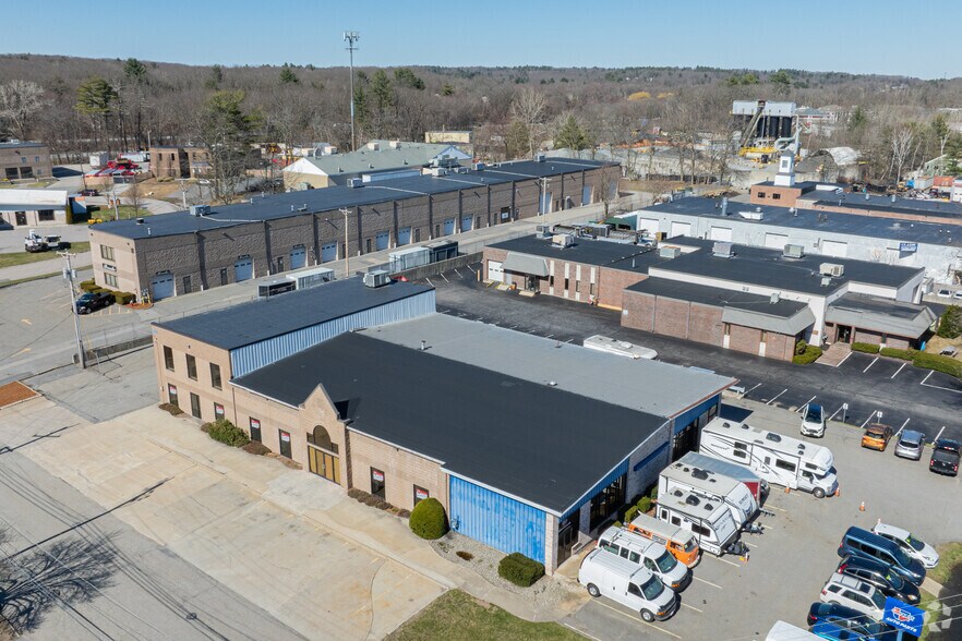 More Photos Of 301 Littleton Rd, Chelmsford Freestanding For Lease