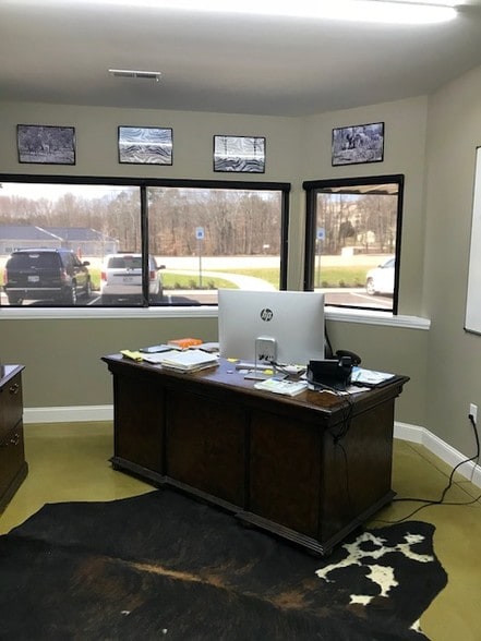 More Photos Of 1058 Lovell Rd, Knoxville Warehouse For Sale