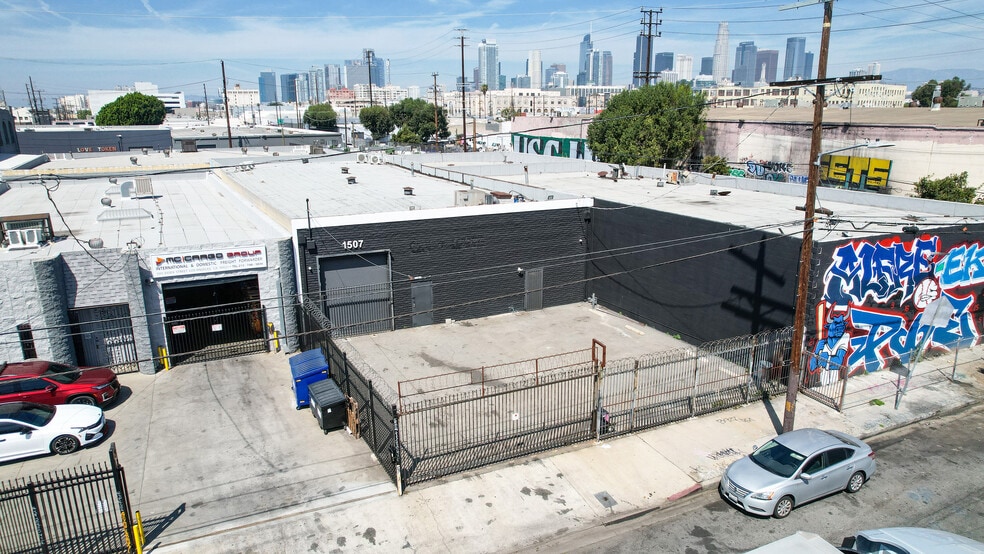 More Photos Of 1507 Essex St, Los Angeles Warehouse For Lease