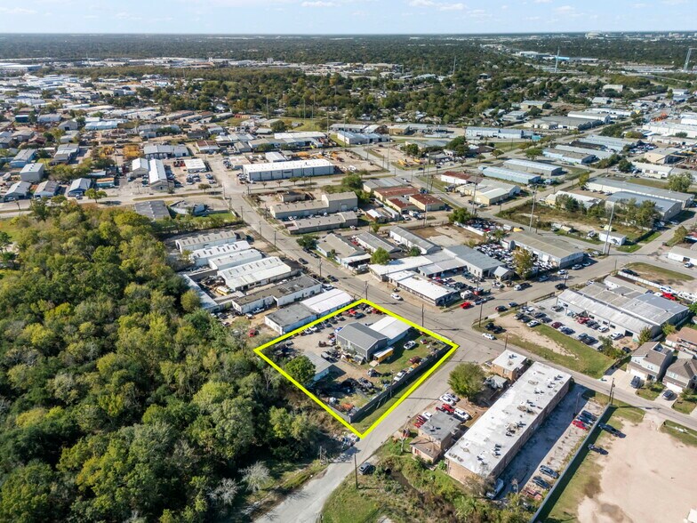 More Photos Of 4107 Weslow St, Houston Warehouse For Sale