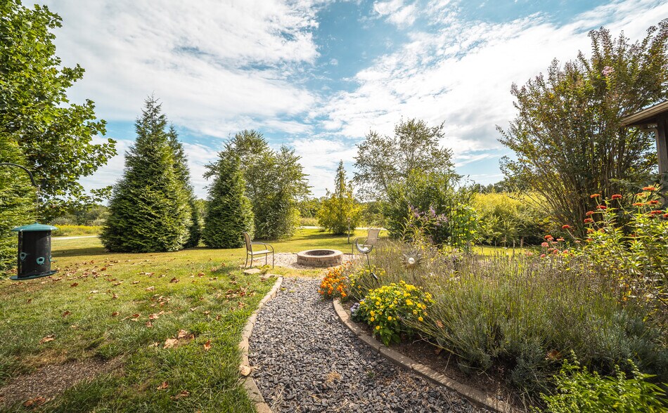 More Photos Of 295 Panthers Den Rd, Makanda Hotel For Sale