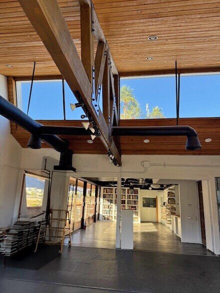 More Photos Of 1000 S Palm Canyon Dr, Palm Springs Medical For Lease