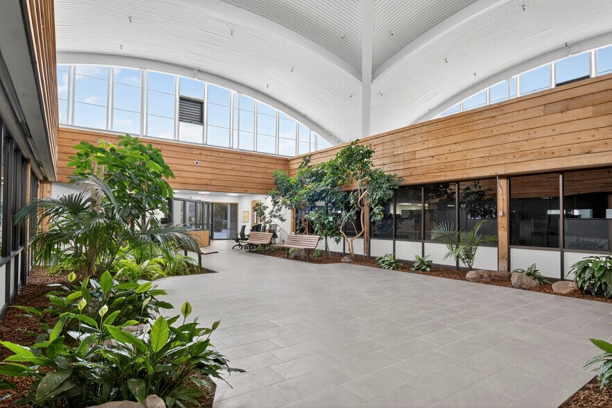 More Photos Of 22225 Foothill Blvd, Hayward Office For Sale