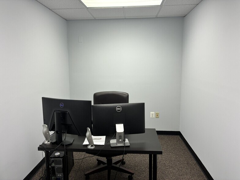 More Photos Of 408 Swedesboro Rd, Mullica Hill Office For Lease
