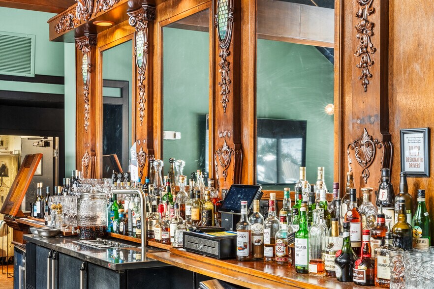 More Photos Of 1716 Depot St, Manchester Center Restaurant For Sale