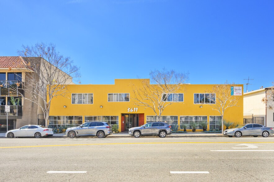 More Photos Of 3611 Motor Ave, Los Angeles Loft Creative Space For Sale