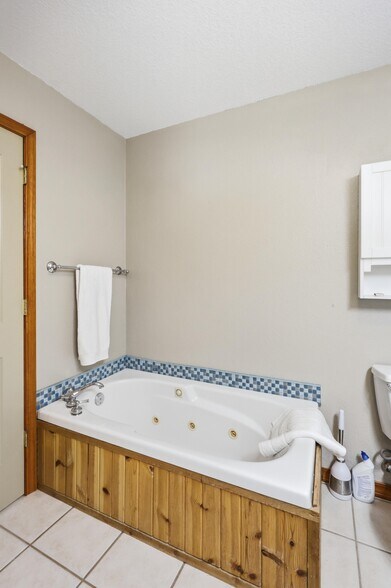 More Photos Of 25695 Mulberry Rd, Webb City Winery Vineyard For Sale