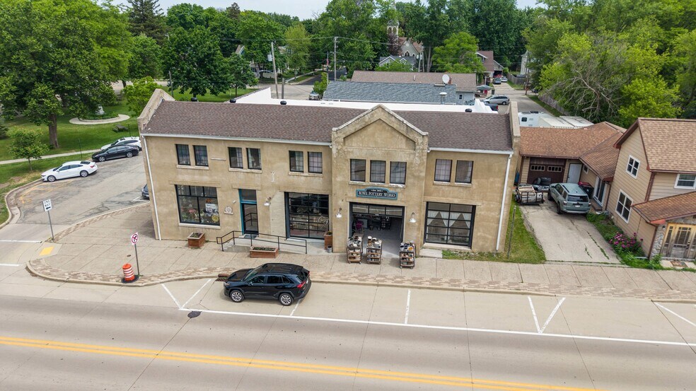 More Photos Of 108-110 E Main St, Cambridge Storefront For Sale