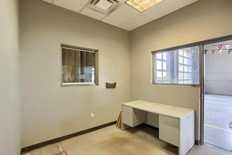 More Photos Of 3 Superior Way, Uniontown Auto Dealership For Sale