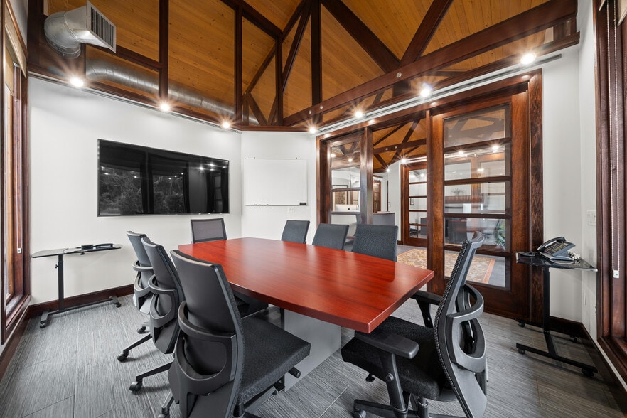 More Photos Of 5830 W Gulf To Lake Hwy, Crystal River Office For Sale