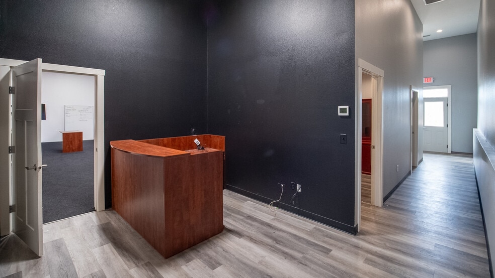 More Photos Of 5931 Bandel Rd NW, Rochester Self Storage For Lease