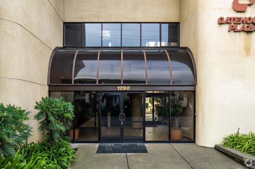 More Photos Of 1290 B St, Hayward Office For Lease