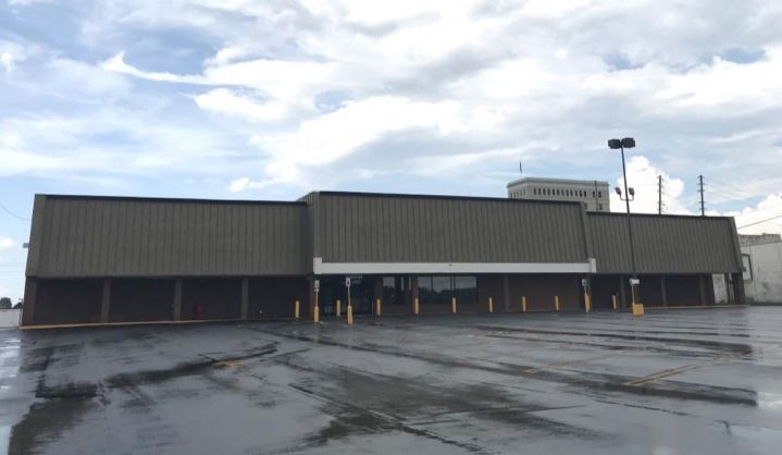 Primary Photo Of 800 Noble St, Anniston Freestanding For Lease