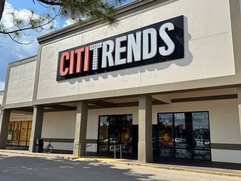 More Photos Of 4901 Palm Beach Blvd, Fort Myers Unknown For Lease