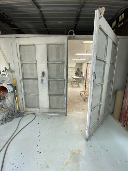 More Photos Of 11799 E 30th Ave, Aurora Warehouse For Sale