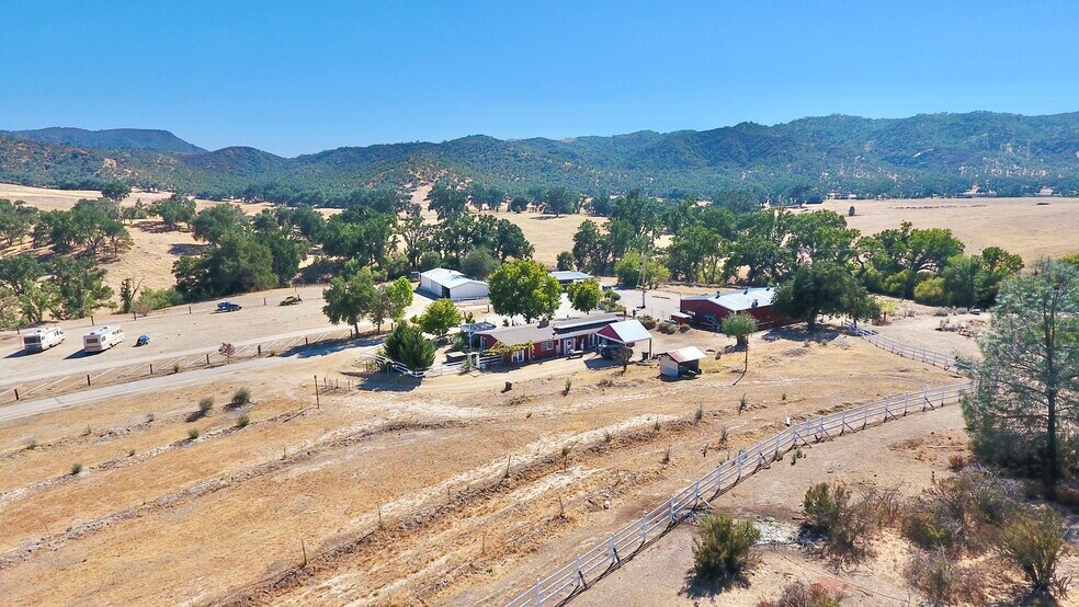 More Photos Of 76980 San Antonio Rd, Bradley Specialty For Sale