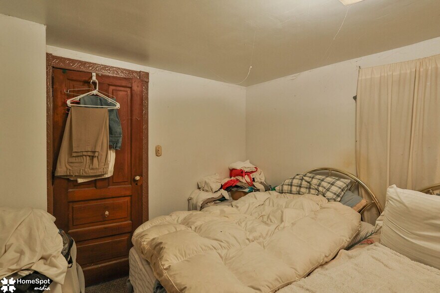 More Photos Of 217 Pen Argyl St, Pen Argyl Multifamily For Sale