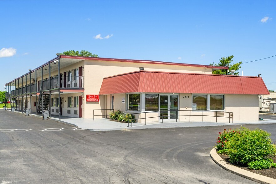 More Photos Of 4029 Marlane Dr, Grove City Hotel For Sale