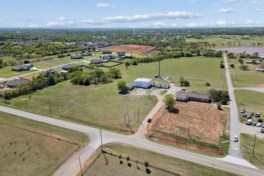 More Photos Of 11113 S Sunnylane Rd, Oklahoma City Warehouse For Sale
