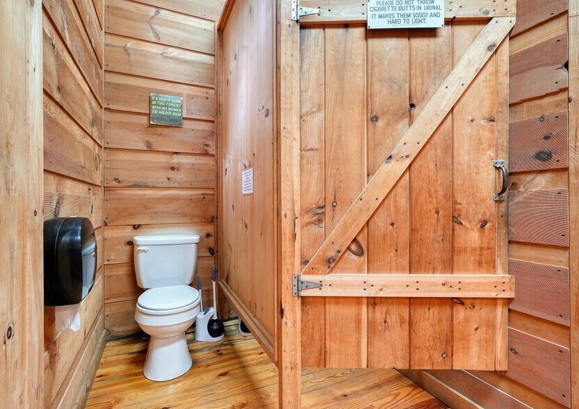 More Photos Of 400 Mulberry Gap Rd, Ellijay Hospitality For Sale