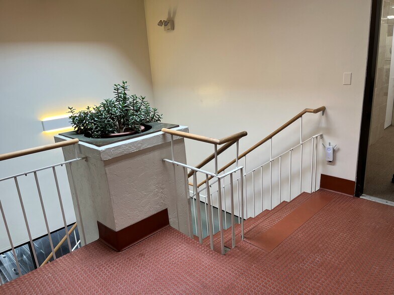 More Photos Of 200 Dexter Ave, Watertown Medical For Lease