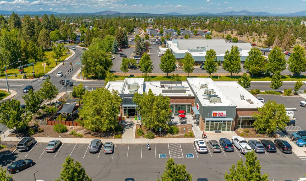 More Photos Of 1500 NE Cushing Dr, Bend Restaurant For Lease