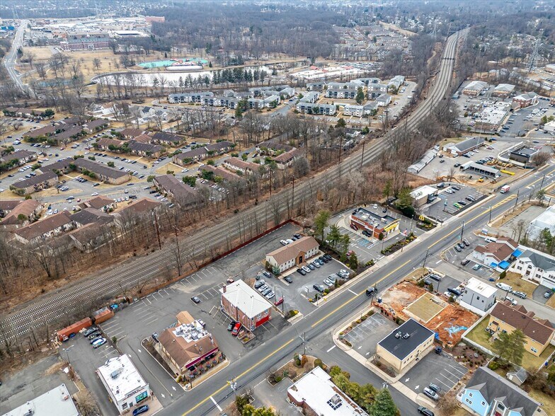 More Photos Of 72 Highway 27, Edison Medical For Sale
