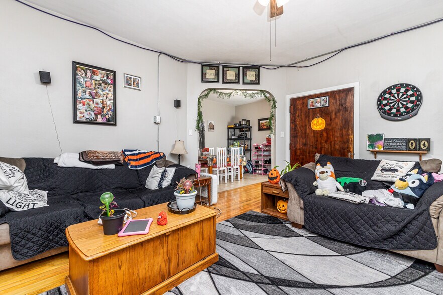 More Photos Of 2535 Central Ave, Dubuque Apartments For Sale