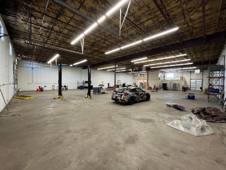 More Photos Of 2610 S Raritan Cir, Englewood Industrial For Lease