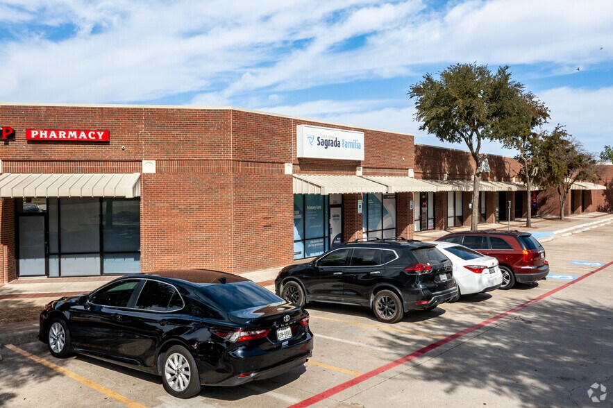 More Photos Of 101 E Corporate Dr, Lewisville Freestanding For Sale