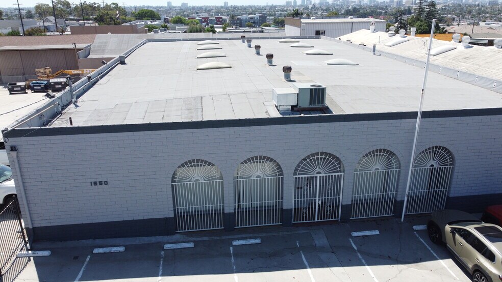 More Photos Of , Signal Hill Industrial For Sale